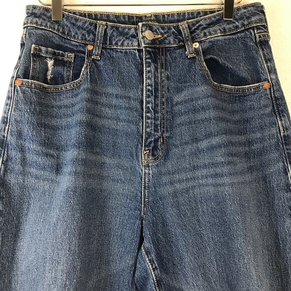 Wild Fable Super High Rise Baggy Torn Knees Distressed Grunge Jeans Size 12/31 - Picture 3 of 11